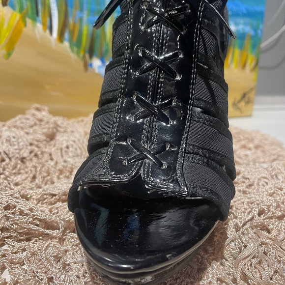 2 for $10 SEXY HOT Carlos Santana Size 8 M Zealous Black Platform PUMPS HEELS - Picture 5 of 9